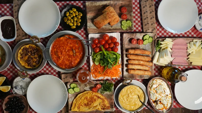 Traditionelles Türkisches Frühstück (Pro Person)